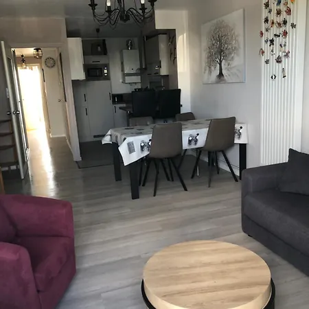 T2 La Chaume Apartment *