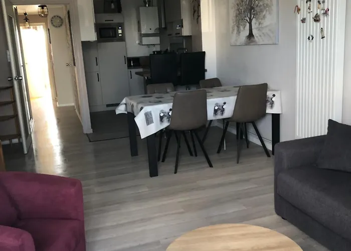 T2 La Chaume Apartment *